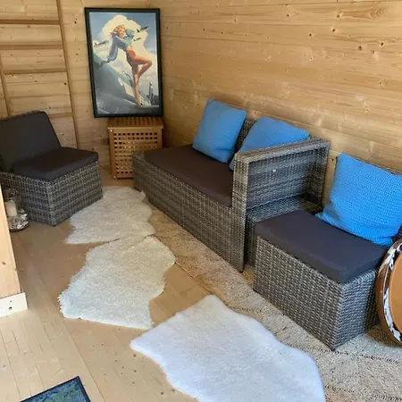 Haus Am Teich Apartman Besitz