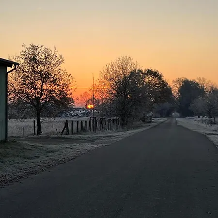 Haus Am Teich Lägenhet Besitz